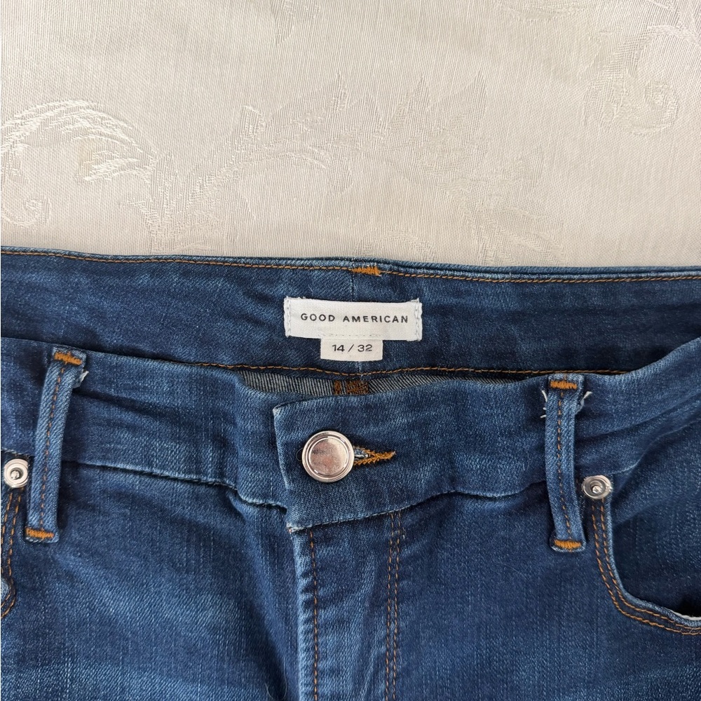 Good American - Good Legs Flare Jean